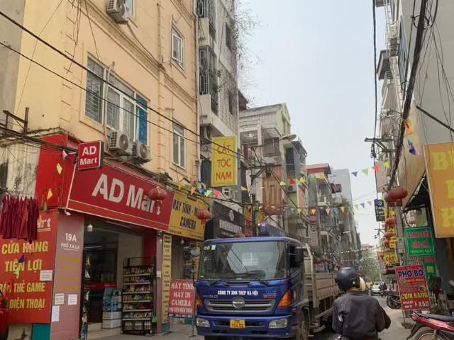 Nhà mặt phố bán tại Hoàn Kiếm, Hà Nội