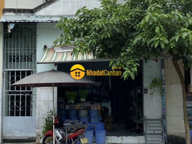 Nhà mặt phố bán