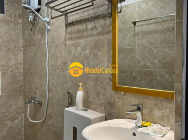 Nhà mặt phố bán