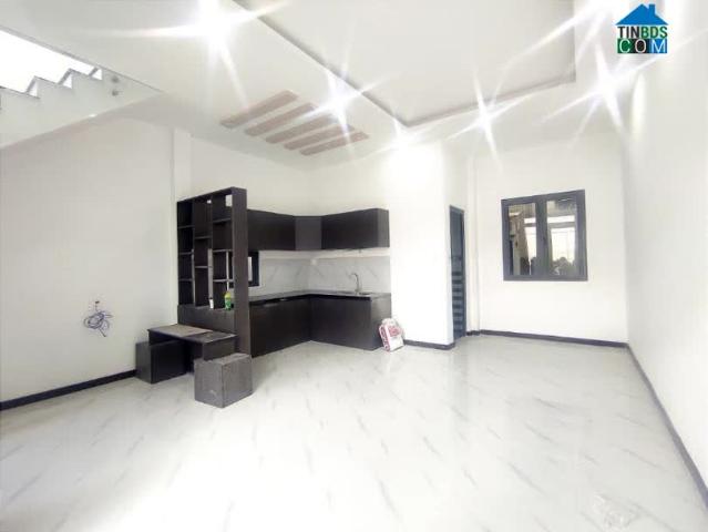 Nhà mặt phố bán