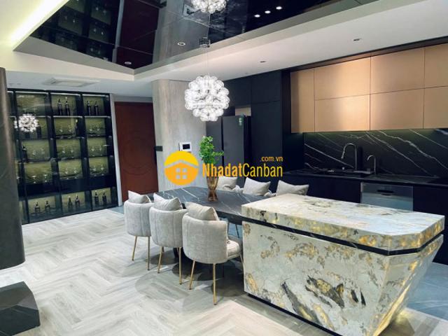 Nhà mặt phố bán