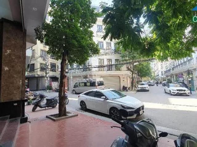Nhà bán tại Hoàn Kiếm, Hà Nội