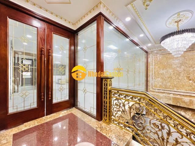Nhà mặt phố bán