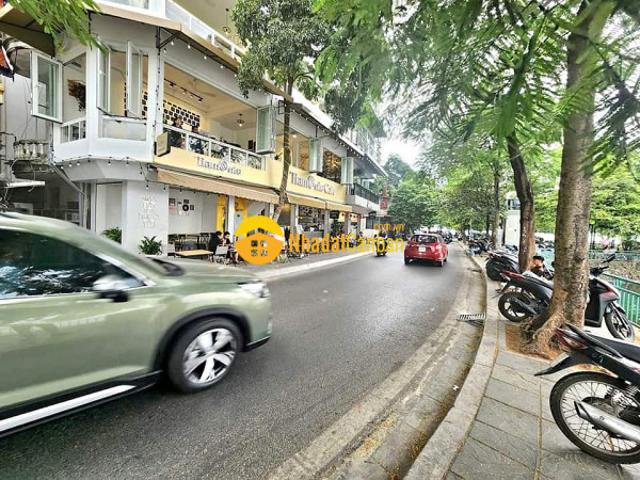 Nhà mặt phố bán