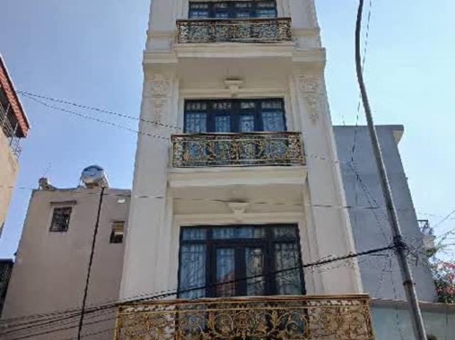 Nhà mặt phố bán tại Hoàn Kiếm, Hà Nội