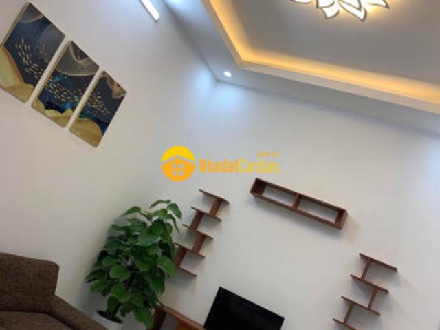 Nhà mặt phố bán