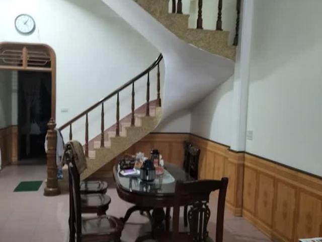 Nhà bán