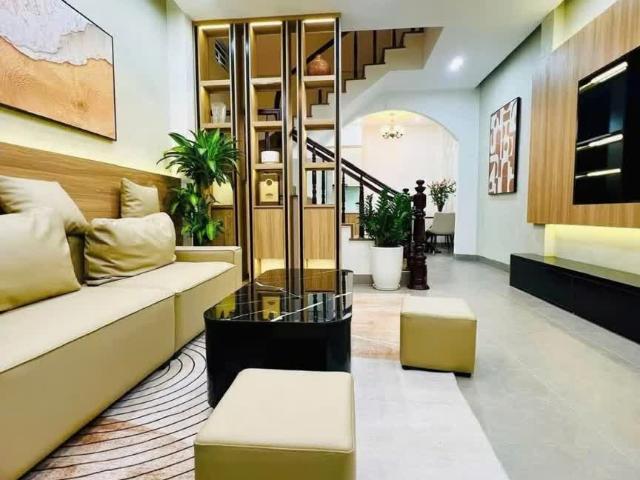Nhà bán tại Hoàn Kiếm, Hà Nội