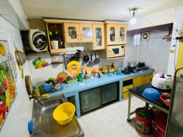 Nhà mặt phố bán