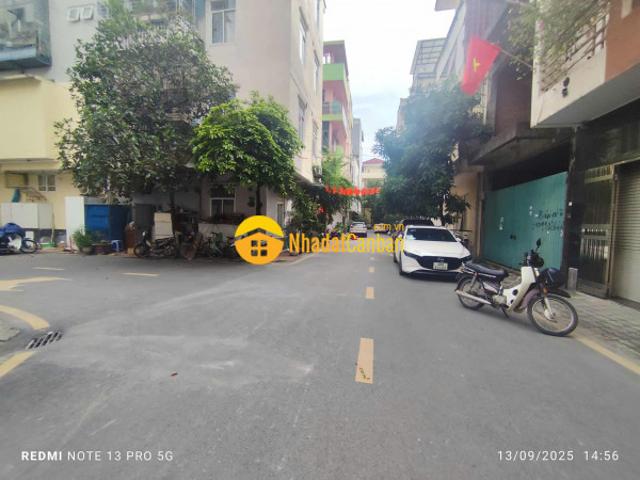 Nhà mặt phố bán