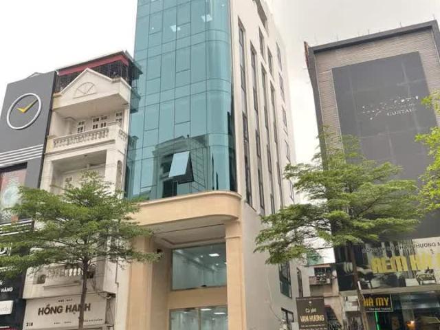 Nhà mặt phố bán tại Hoàn Kiếm, Hà Nội