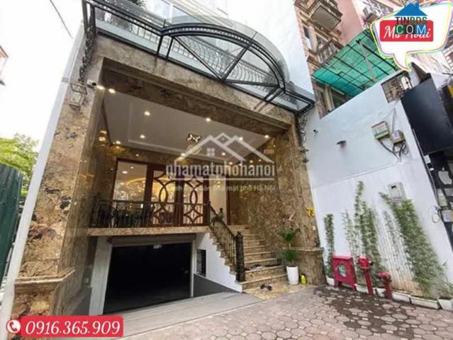 Nhà mặt phố bán tại Hoàn Kiếm, Hà Nội
