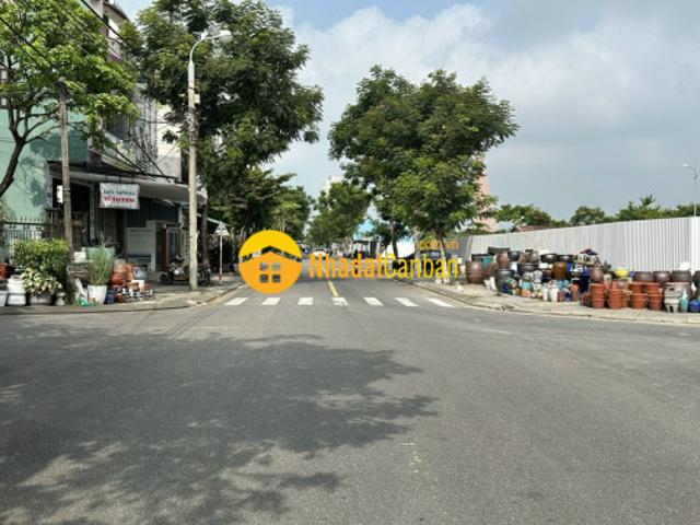 Mặt bằng bán