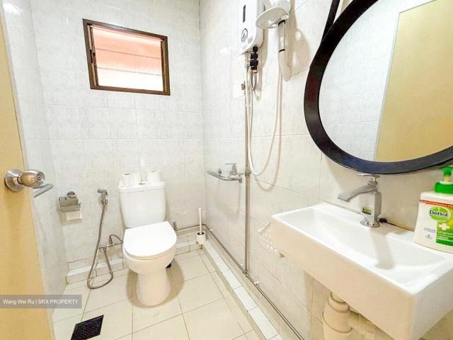 Apartment for sale in Ulu Pandan