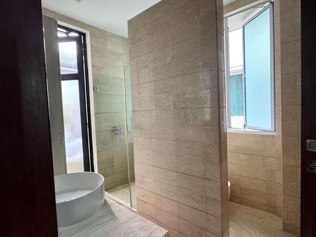 Apartment for sale in Ulu Pandan