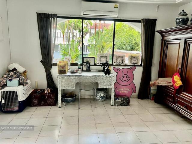 Apartment for sale in Ulu Pandan