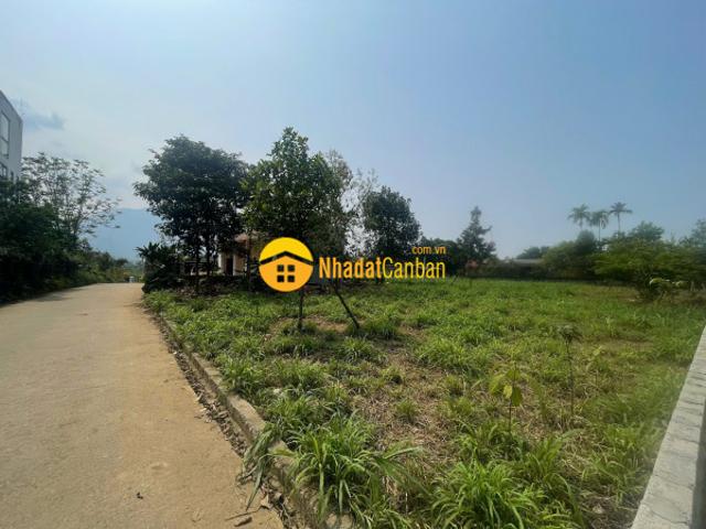 Mặt bằng bán