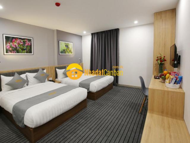 Nhà mặt phố bán