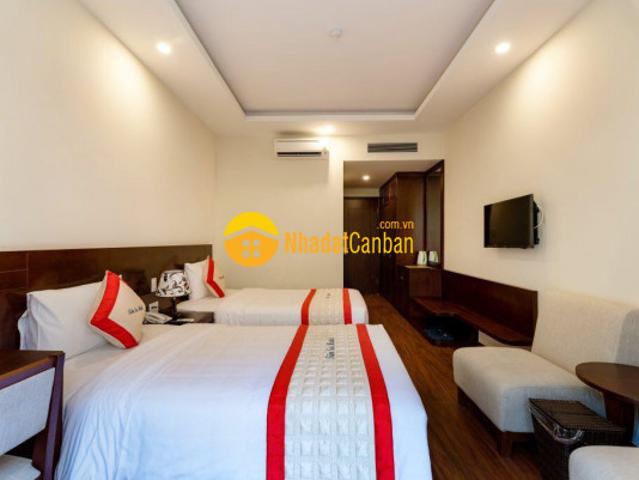 Nhà mặt phố bán