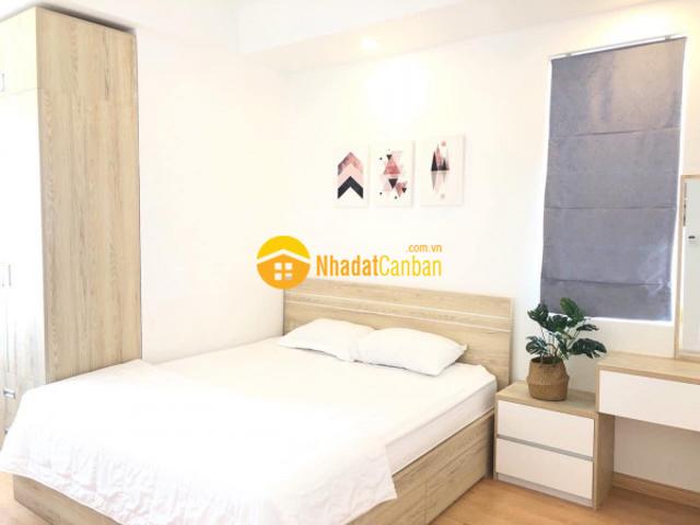Nhà mặt phố bán