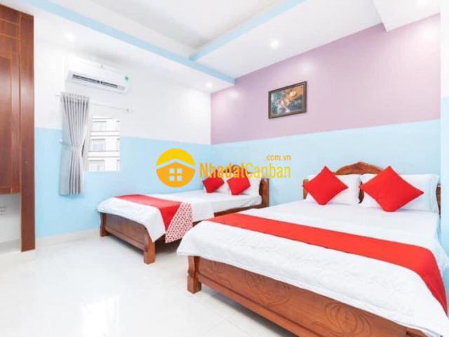 Nhà mặt phố bán