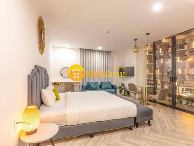 Nhà mặt phố bán