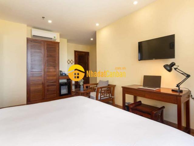Nhà mặt phố bán