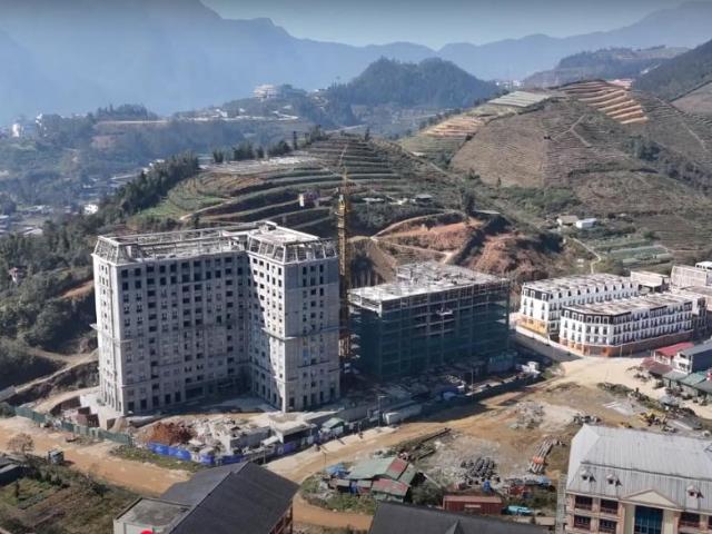 Nhà mặt phố bán