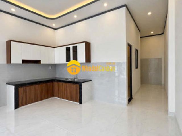 Nhà mặt phố bán