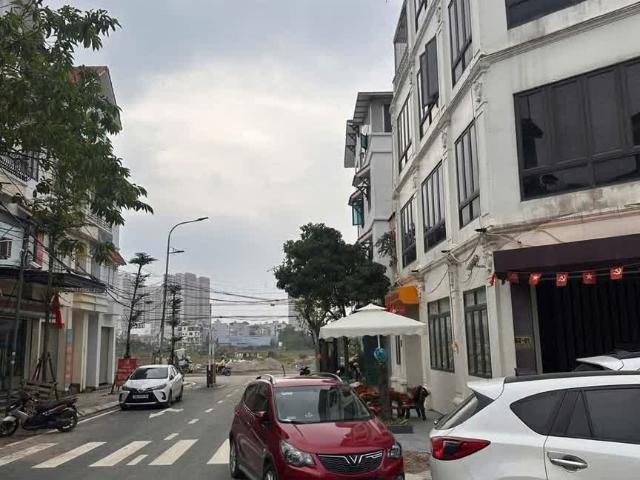 Nhà mặt phố bán tại Hoàn Kiếm, Hà Nội