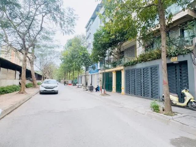 Biệt Thự bán tại Hoàn Kiếm, Hà Nội
