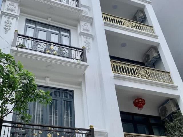 Biệt Thự bán tại Hoàn Kiếm, Hà Nội