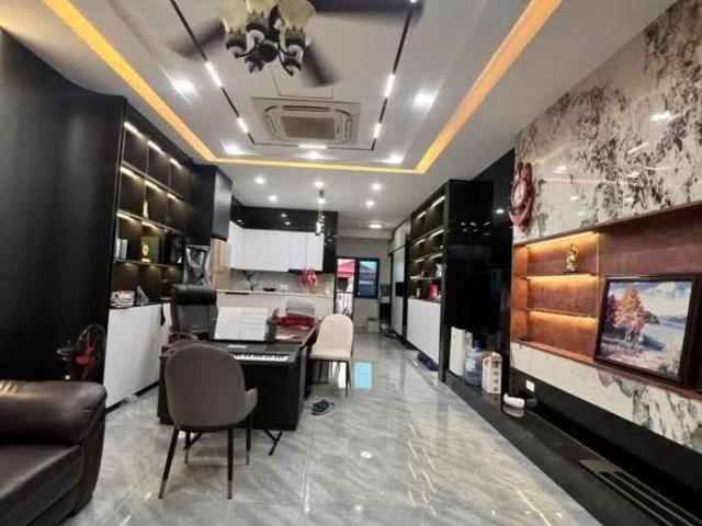 Biệt Thự bán tại Hoàn Kiếm, Hà Nội