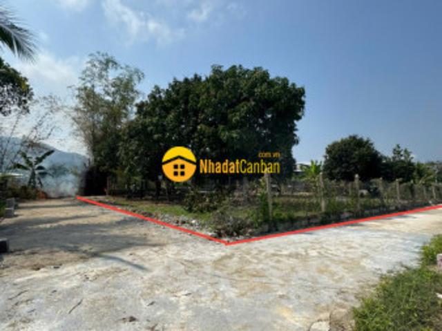 Mặt bằng bán