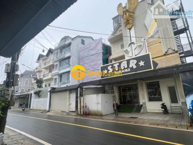 Mặt bằng bán
