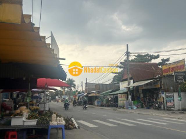 Mặt bằng bán