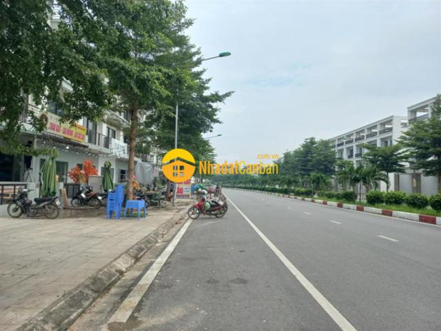 Nhà mặt phố bán