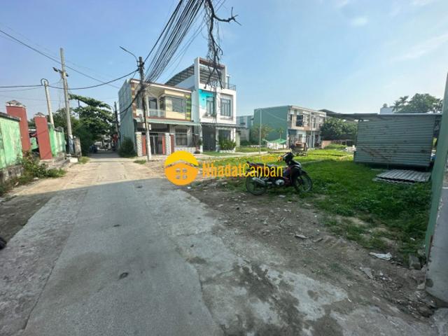Mặt bằng bán