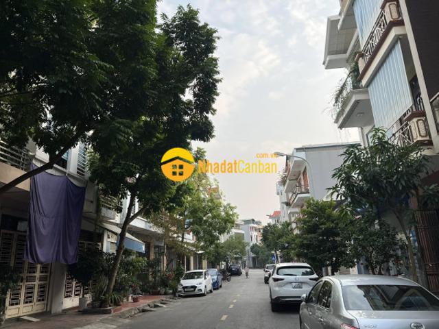 Mặt bằng bán