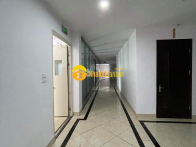 Nhà mặt phố bán