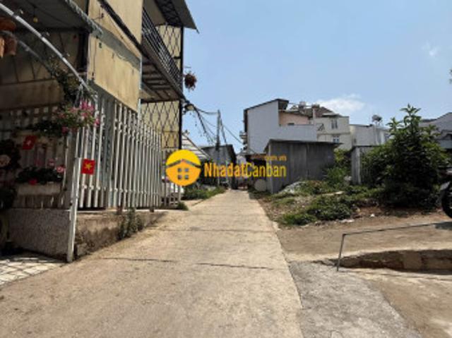 Mặt bằng bán