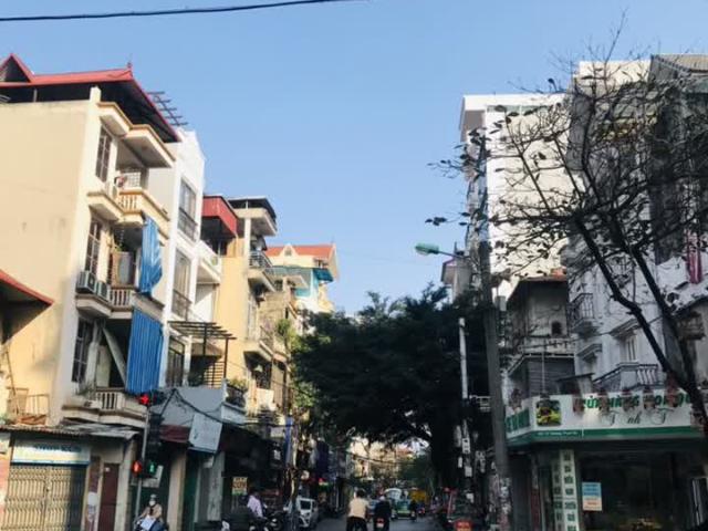 Nhà mặt phố bán tại Hoàn Kiếm, Hà Nội