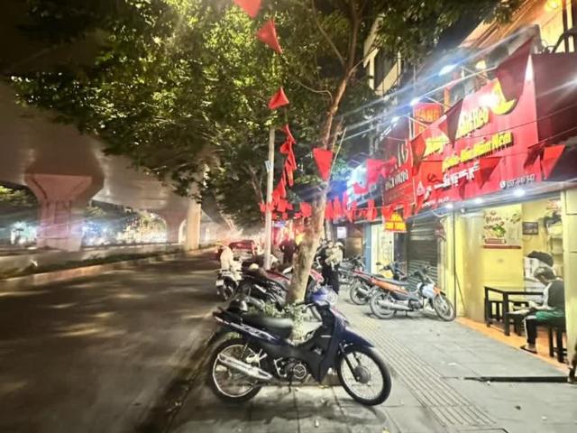Nhà mặt phố bán tại Hoàn Kiếm, Hà Nội
