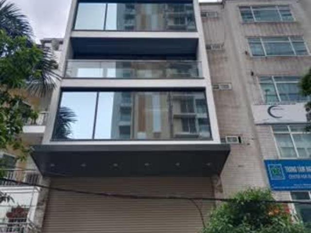 Nhà mặt phố bán tại Hoàn Kiếm, Hà Nội