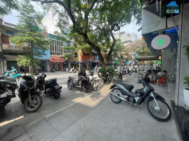 Nhà mặt phố bán tại Hoàn Kiếm, Hà Nội