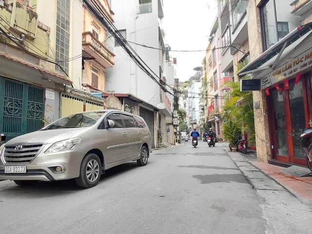 Nhà mặt phố bán tại Hoàn Kiếm, Hà Nội