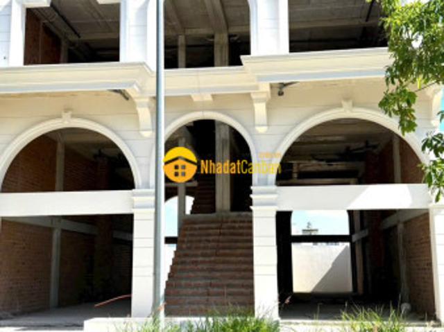 Nhà mặt phố bán