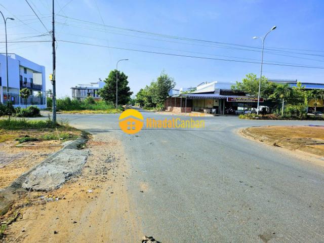 Mặt bằng bán