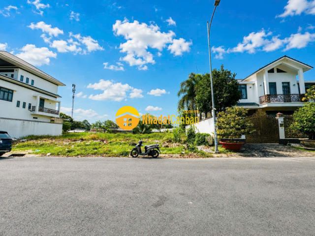 Mặt bằng bán