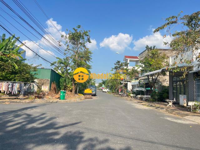 Mặt bằng bán